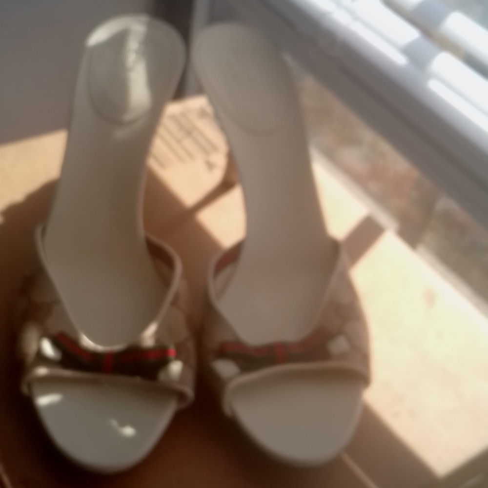 Gucci Heels
